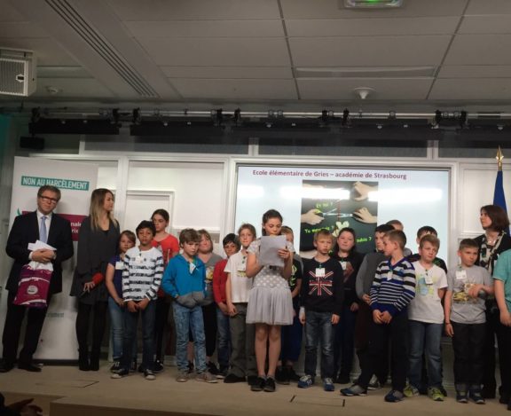 Les gagnants du prix contre le harcèlement à l'école 2016